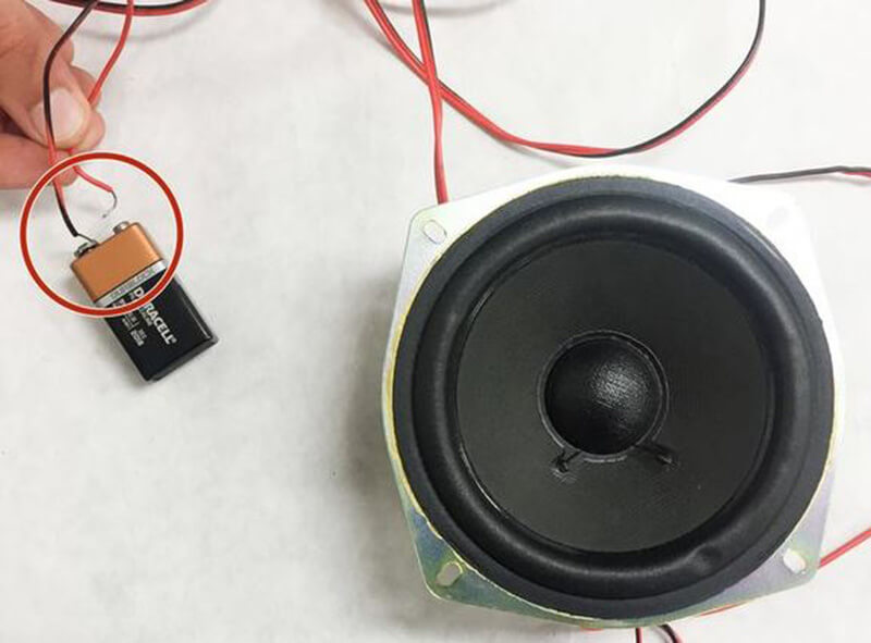 Test Speaker Wires using a Battery