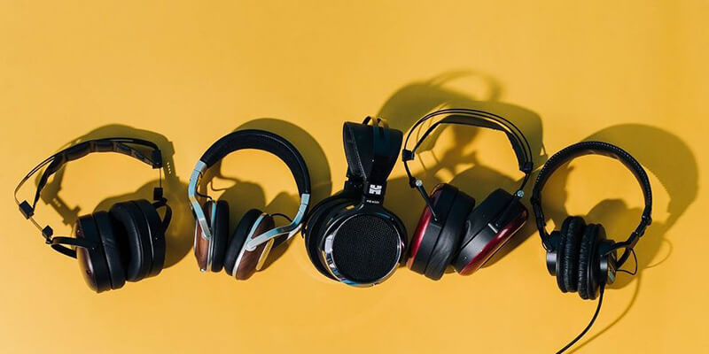 What to Search For in a Place Of Closed-Back Headphones Under $200