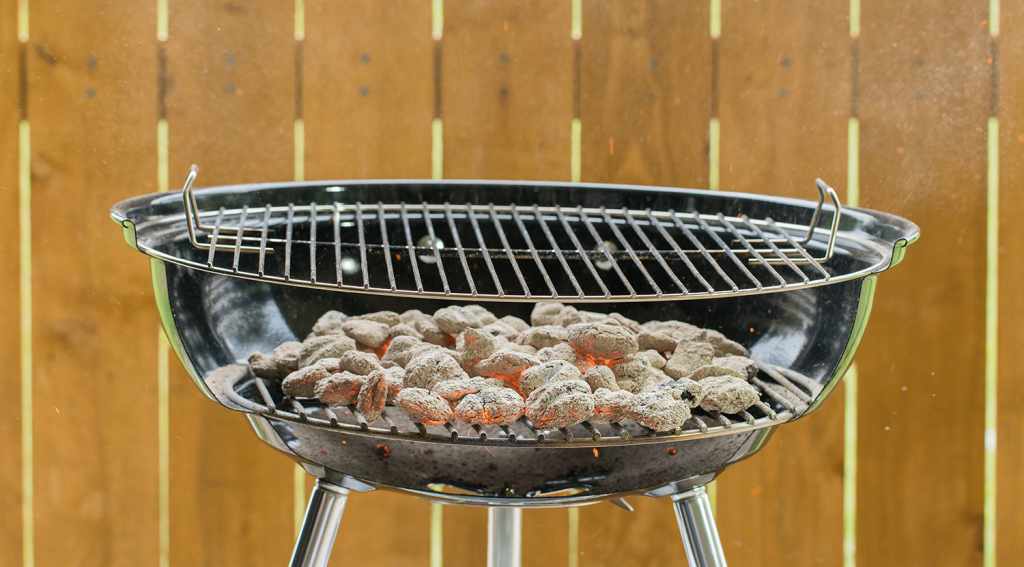 bbq chicken charcoal grill