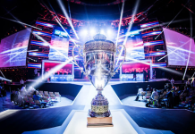 What is esports and what is its peculiarity?